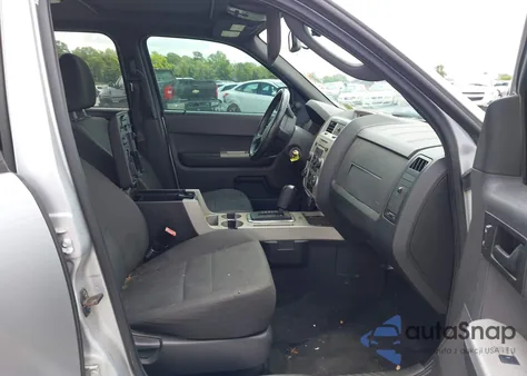 2011 Ford Escape Xlt from USA, damaged, VIN 1FMCU9D72BKC01477